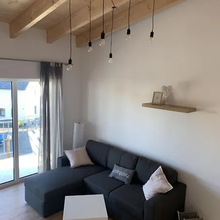 Im Tal Der Loreley شقة *